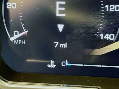 New 2026 GMC Sierra 2500 Denali Ultimate w/ LPO, Black Badging Package image 12