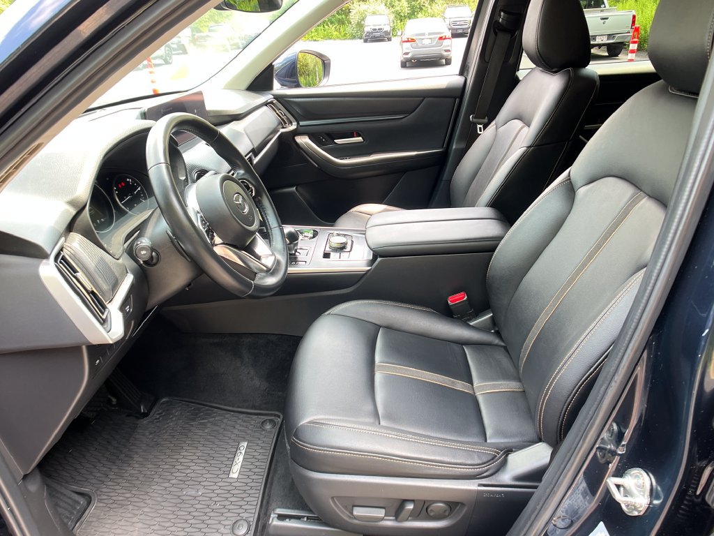 Used 2024 MAZDA CX-90 3.3 Turbo w/ Select Package AWD/4WD image 9
