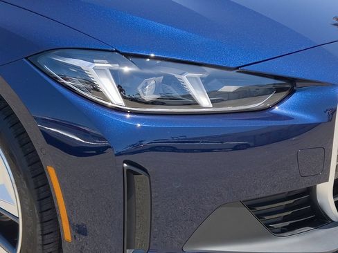 New 2026 BMW i4 eDrive40 w/ Premium Package RWD image 5