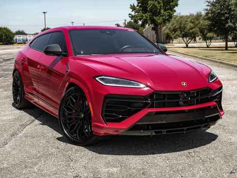 Used 2025 Lamborghini Urus SE AWD/4WD image 26