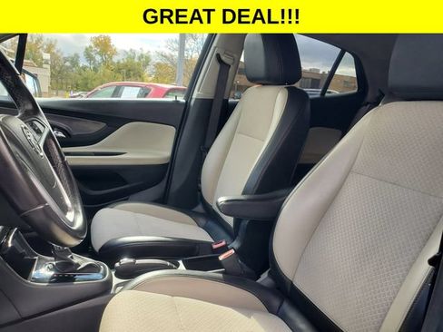 Used 2021 Buick Encore Preferred AWD/4WD image 12