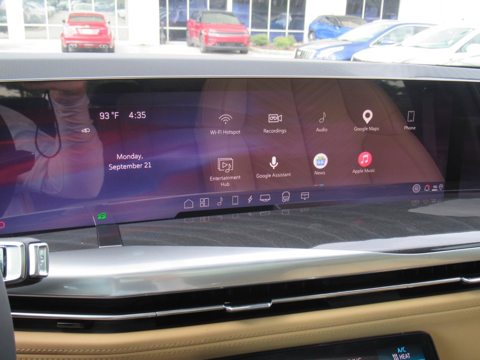 New 2026 Cadillac Escalade IQ Sport 2 w/ LPO, ONYX Package AWD/4WD image 32