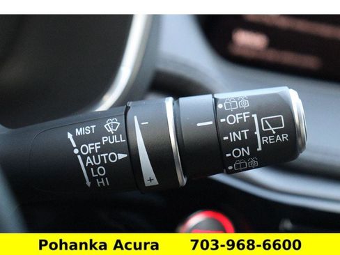 Used 2024 Acura MDX SH-AWD w/ Advance Package image 11