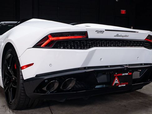Used 2017 Lamborghini Huracan LP 610-4 AWD/4WD image 24