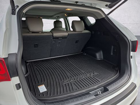 Used 2017 Hyundai Santa Fe Sport FWD image 9