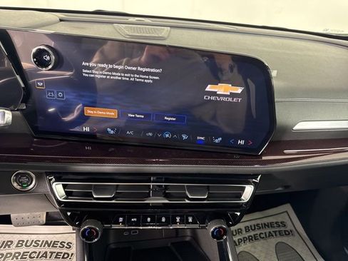 New 2026 Chevrolet Traverse Z71 w/ Enhanced Driving Package AWD/4WD image 36