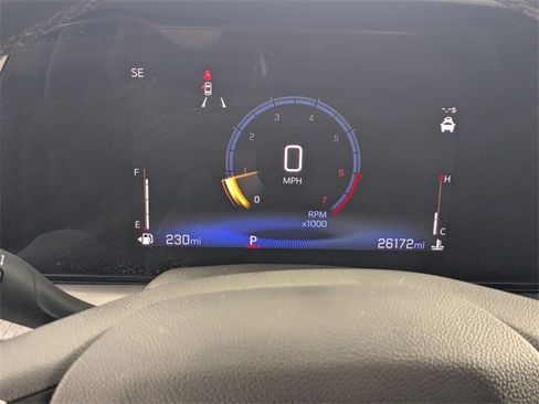 Certified 2025 Chevrolet Trax LT w/ LT Convenience Package image 17