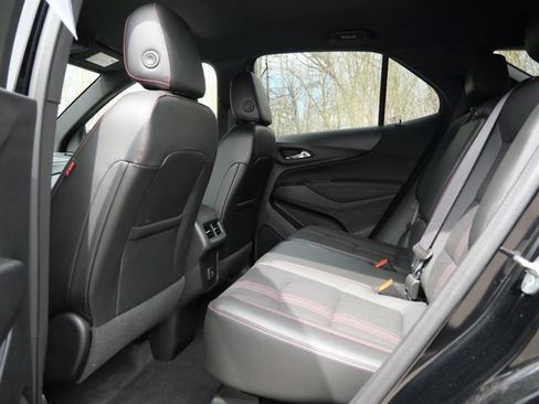 Used 2023 Chevrolet Equinox RS AWD/4WD image 25