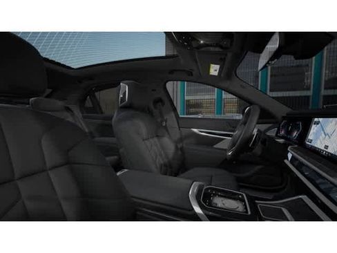 New 2026 BMW 760i xDrive w/ Executive Package AWD/4WD image 9