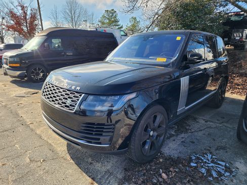 Used 2018 Land Rover Range Rover HSE image 3