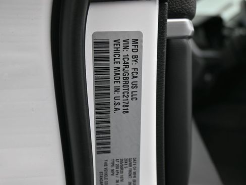 New 2026 Jeep Grand Cherokee Limited w/ Limited Altitude Package RWD image 19