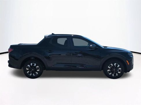 Used 2025 Hyundai Santa Cruz SEL FWD image 4