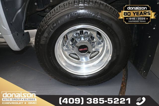 Used 2022 GMC Sierra 3500 Denali w/ Denali Ultimate Package AWD/4WD image 13