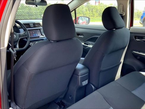 New 2025 Nissan Versa SV image 15