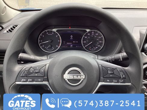 Used 2025 Nissan Sentra SV FWD image 27