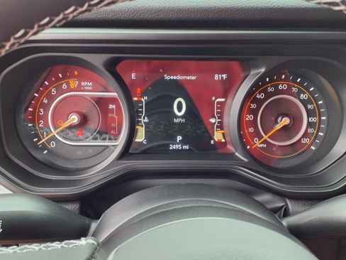 Used 2025 Jeep Gladiator Willys image 7