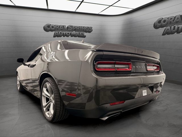 Used 2020 Dodge Challenger R/T RWD image 3