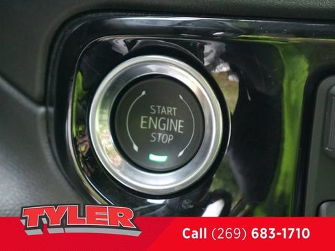 Used 2026 Chevrolet Silverado 1500 RST w/ RST Select Package AWD/4WD image 32