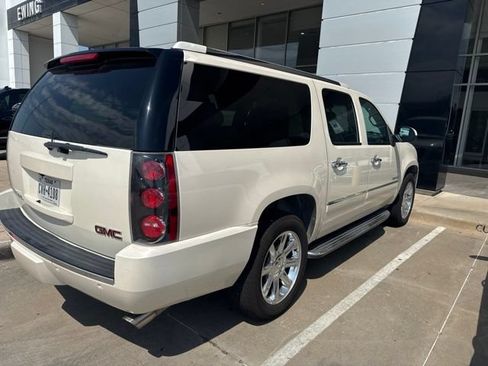 Used 2014 GMC Yukon XL Denali AWD/4WD image 4