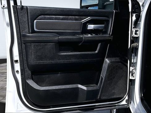 Certified 2024 RAM 2500 Big Horn w/ Sport Appearance Package image 13