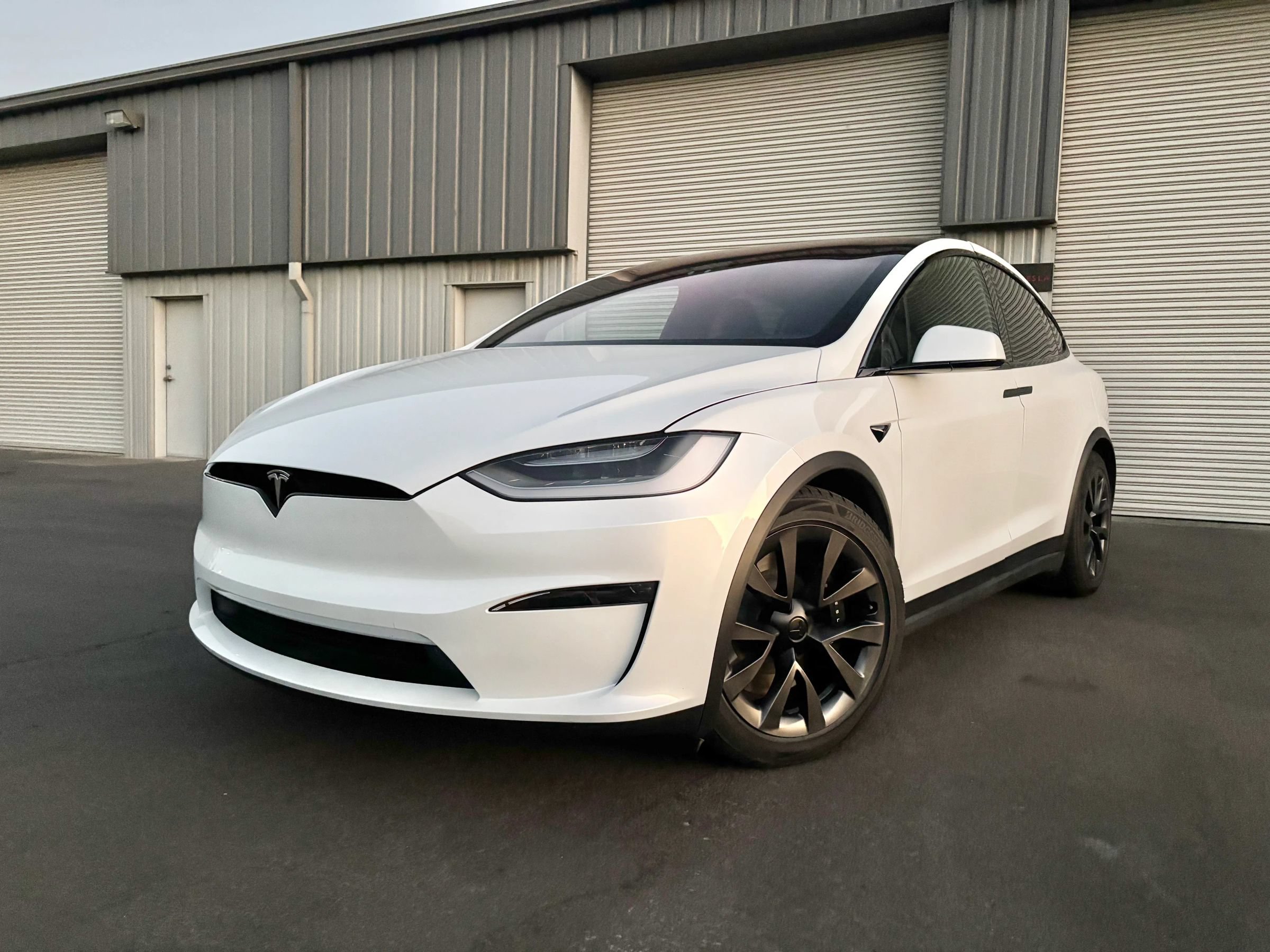 Used 2023 Tesla Model X AWD/4WD image 4