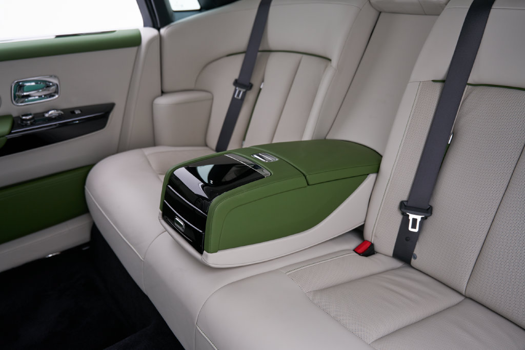 Used 2026 Rolls-Royce Phantom Extended Wheelbase RWD image 70