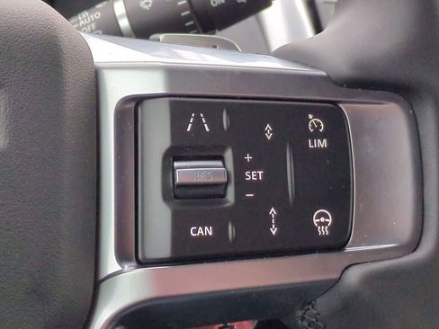 New 2026 Land Rover Discovery Limited Edition image 26