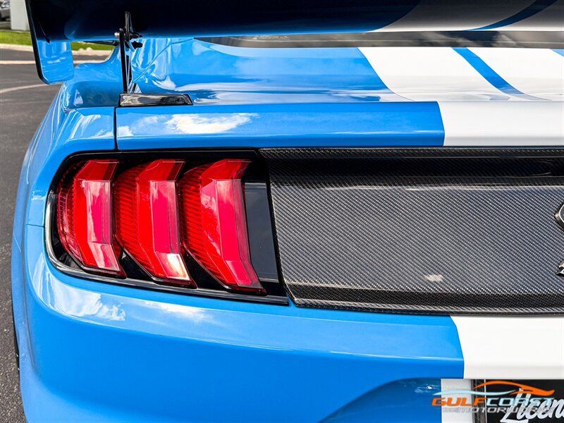 Used 2022 Ford Mustang Shelby GT500 w/ Carbon Fiber Track Pack RWD image 53