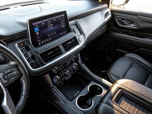 Used 2021 GMC Yukon XL SLT image 22