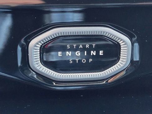 New 2026 Jeep Grand Cherokee L Limited AWD/4WD image 8