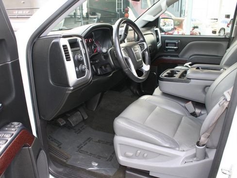Used 2016 GMC Sierra 1500 SLT w/ Suspension Package, Off-Road image 10