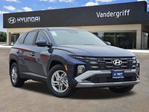 New 2026 Hyundai Tucson SE image 1