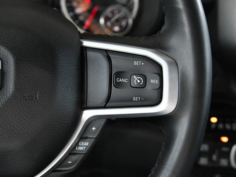 Used 2022 RAM 1500 Big Horn AWD/4WD image 33