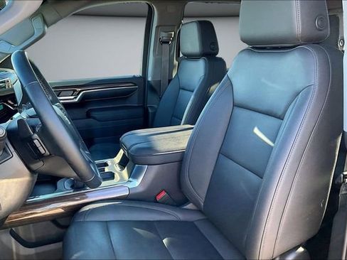 Used 2024 Chevrolet Silverado 1500 LT Trail Boss w/ LT Trail Boss Premium Package image 21