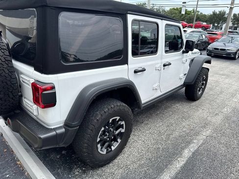 Used 2024 Jeep Wrangler Unlimited Rubicon 4xe AWD/4WD image 29