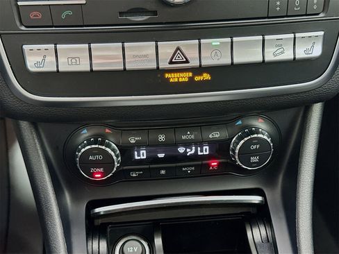 Used 2020 Mercedes-Benz GLA 250 GLA 250 image 17