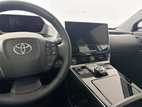 Used 2024 Toyota bZ4X XLE image 34