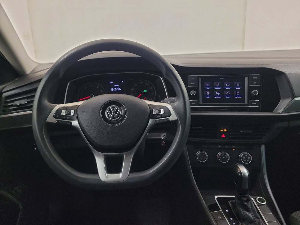 Used 2020 Volkswagen Jetta SE FWD image 22