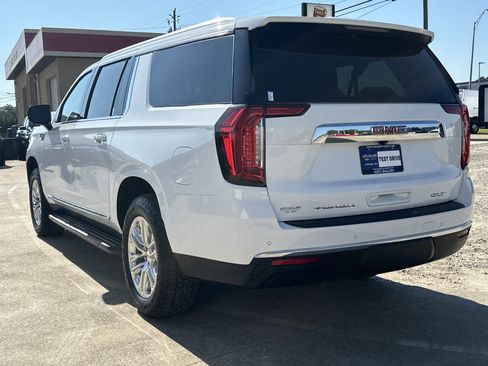 Certified 2024 GMC Yukon XL SLT RWD image 8