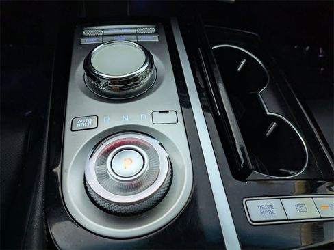 Used 2023 Genesis G80 2.5T image 24