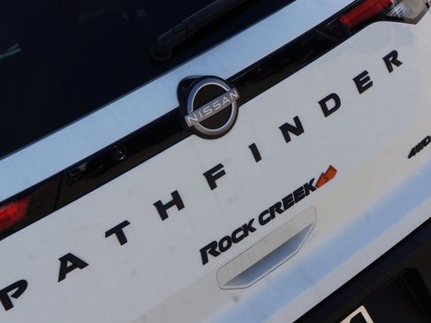 Used 2024 Nissan Pathfinder Rock Creek image 2