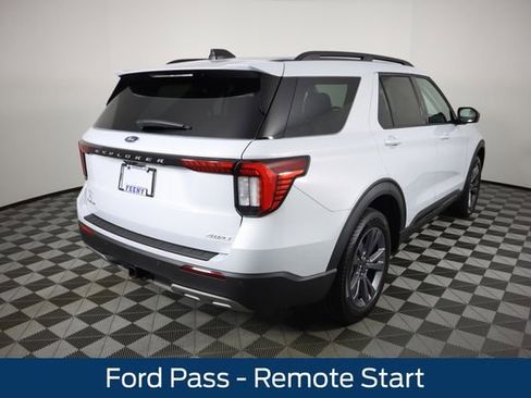 New 2026 Ford Explorer Active AWD/4WD image 3
