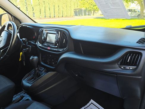 Used 2020 RAM ProMaster City Tradesman SLT image 31