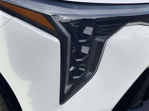 New 2025 Kia K4 GT-Line image 12