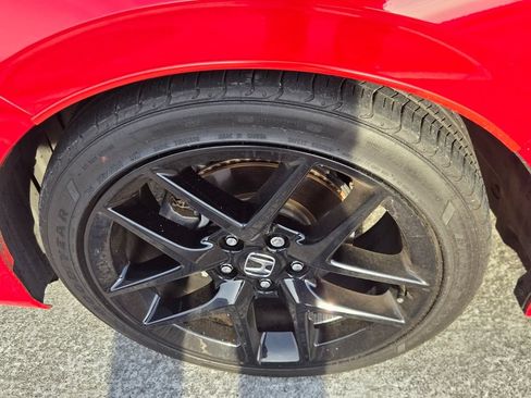 Used 2023 Honda Civic Sport image 8