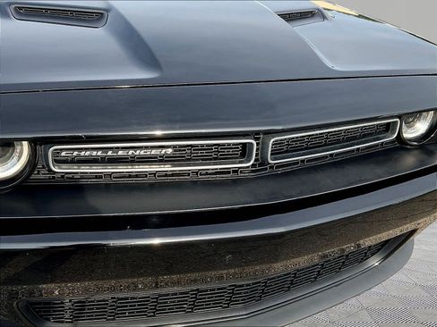 Used 2015 Dodge Challenger SXT w/ Super Sport Group (SS/T) RWD image 31