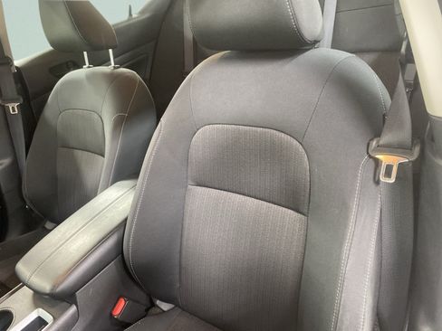 Used 2025 Nissan Altima 2.5 SV FWD image 13