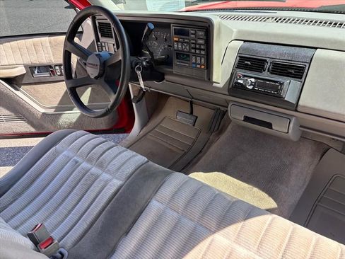 Used 1993 Chevrolet Silverado 1500 2WD Regular Cab image 4