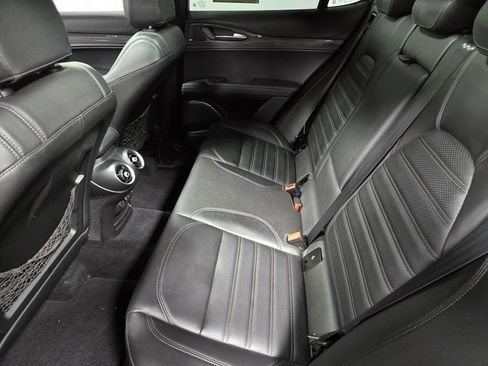 Used 2022 Alfa Romeo Stelvio Quadrifoglio w/ Active Assist Plus Package image 33