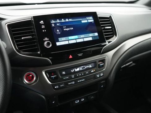 Used 2025 Honda Passport EX-L image 27
